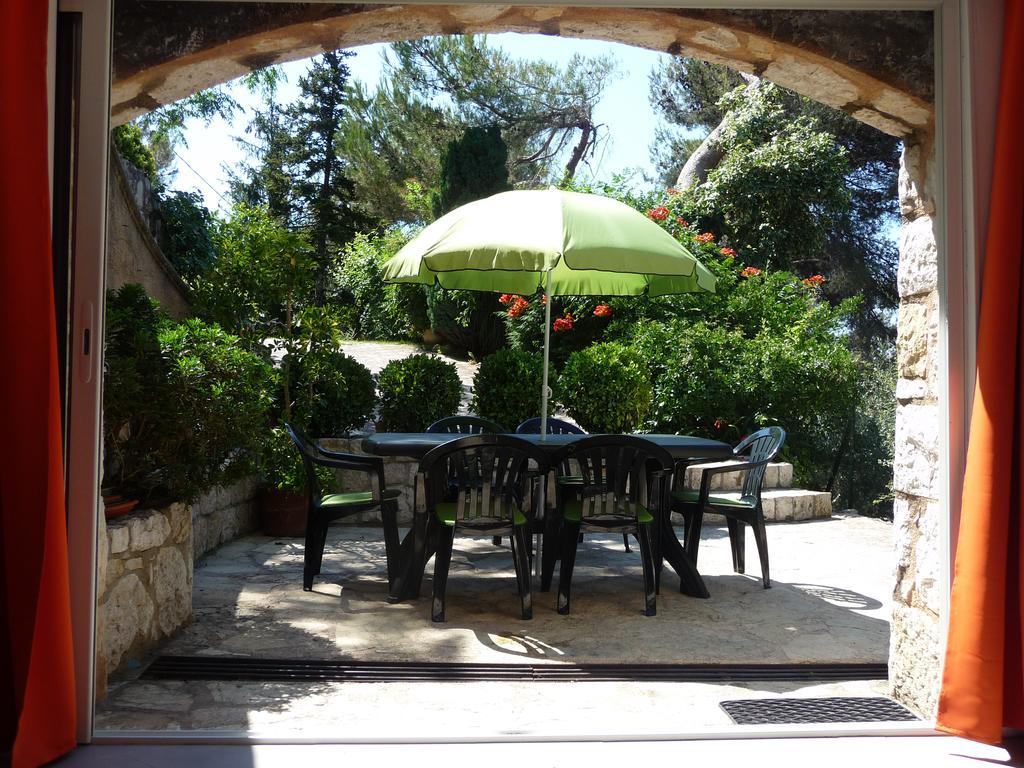 Appartement Castagniers Exterior photo